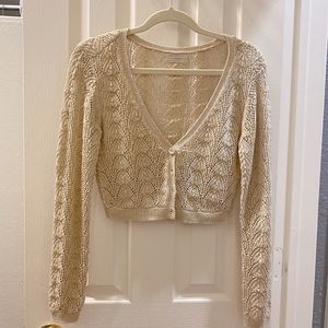 UO cropped cream cardigan crochet